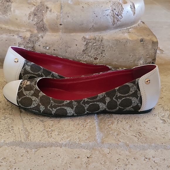 Coach flats - Picture 8 of 9